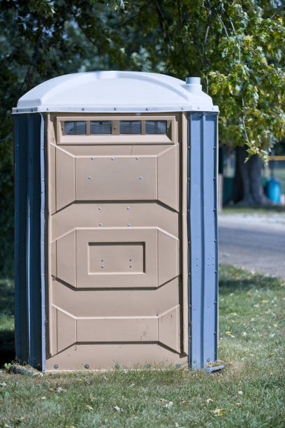 Best Porta potty delivery and setup  in Republic, PA